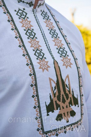 
Вишиванка чоловіча біла — патріотична українська сорочка, виготовлена з натурал. . фото 1