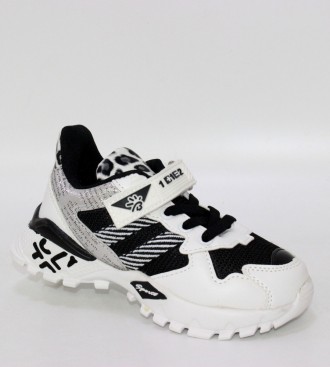 Чорно-білі кросівки для дівчинки з леопардовим принтом білий. . фото 2