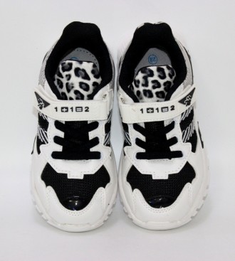 Чорно-білі кросівки для дівчинки з леопардовим принтом білий. . фото 3