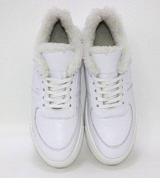 Молодіжні білі зимові кросівки з натуральної шкіри білий. . фото 5