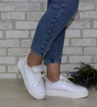 Молодіжні білі зимові кросівки з натуральної шкіри білий. . фото 4