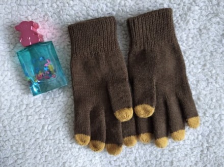 Новые перчатки девочкам средней- старшей школы или взрослым, Сток.
Цвет - защит. . фото 5