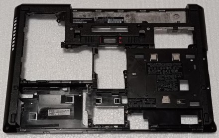 Нижня частина корпуса (поддон) з ноутбука HP ProBook 6470b 6070B0569201 684334-0. . фото 2
