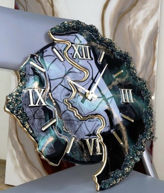 Настенные часы из серии EPOXY – это воплощение красоты эпоксидной смолы в сочета. . фото 3