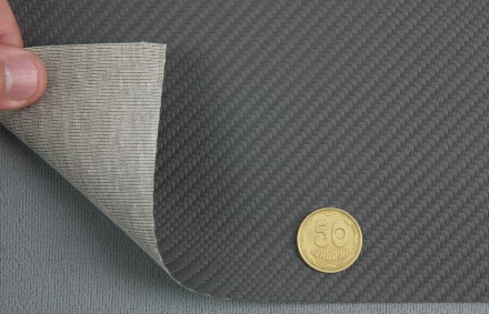 Автомобильный кожзам KARBON 610 графитовый, на тканевой основе, шир. 140см, Турц. . фото 4