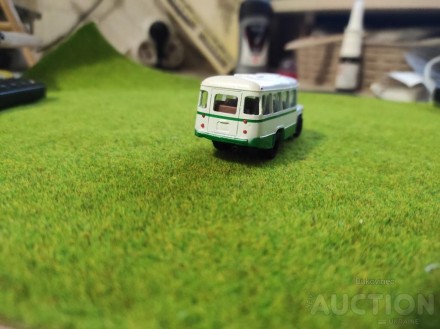 Автобус Кавз бело-зеленый масштаб 1:87, пластиковый мелкосерийка


Оплата : н. . фото 4