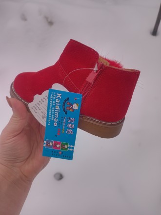 Яскраві дитячі черевики з декором
бренд Kaidimao
прошиті
якість гарна
Штучна. . фото 5