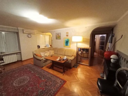 Продается 2х комнатная квартира в Печерском районе, по адресу ул. Михаила Бойчук. . фото 3