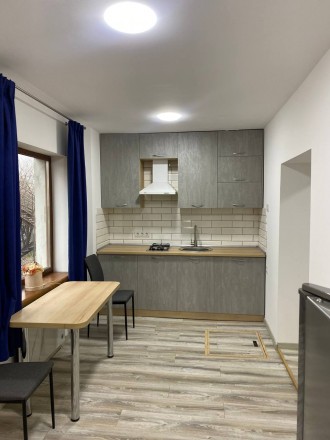 Продам унікальну 1-кімнатну квартиру в ідеальному районі
Квартира з новим ремон. Гагарина. фото 2
