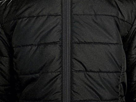 Демисезонная ультралегкая и в тоже время теплая куртка от немецкого бренда Peppe. . фото 4