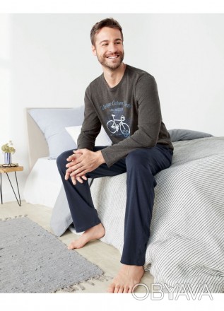 Мужская пижама от Немецкого бренда Livergy. Состоит из реглана и трикотажных хло. . фото 1
