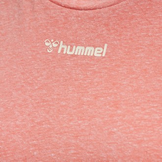 Женская футболка Hummel. Выполненная из смеси полиэстера, хлопка и вискозы с 3D-. . фото 5