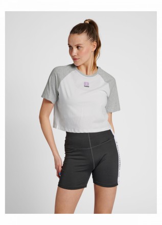 Укороченная футболка Hummel с спортивными рукавами реглан идеально подходит для . . фото 2