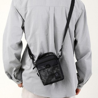 Стильна чоловіча компактна сумка через плече, на плече, сумка месенджер тканинна. . фото 3