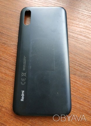Задняя крышка Xiaomi Redmi A1 / A2 выполнена в стильном черном цвете, добавляюще. . фото 1