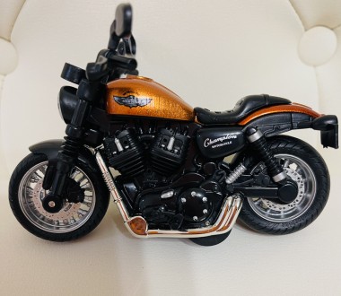 Мотоцикл металлический, инерционный, резиновые колеса, в коробке 16*10*8,5 см. . фото 6