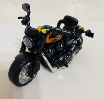 Мотоцикл металлический, инерционный, резиновые колеса, в коробке 16*10*8,5 см. . фото 3
