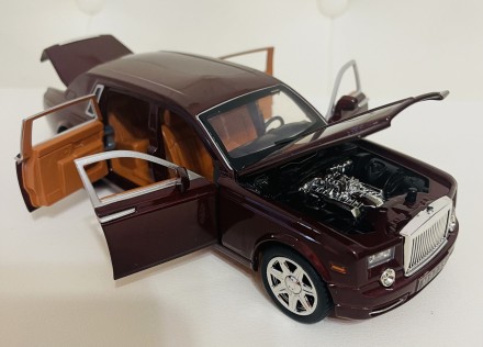 Машина металлическая Rolls Royce Phantom, инерционная, открываются двери, звук, . . фото 2