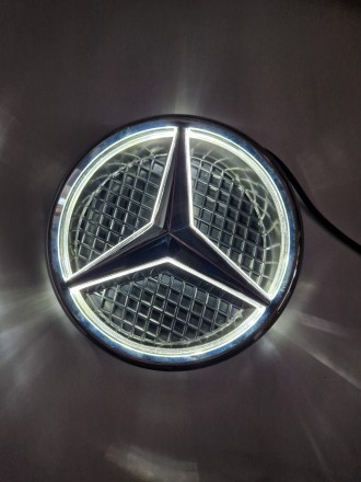Значки з LED підсвіткою в решітку для Mercedes-Benz W166/212/213/204/205/218/246. . фото 7