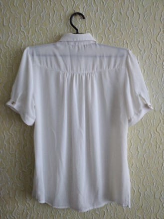 Женская блузка , р.34, Koton.
Цвет - молочный,кремовый.
Из дефектов - пуговицы. . фото 3