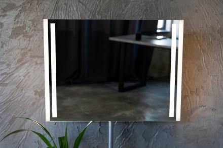 Светодиодное зеркало "Mirta" – воплощение современного стиля и технологий.. . фото 3