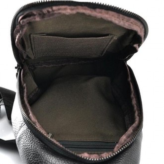 
Мужской кожаный рюкзак-слинг на одно плечо TidinBag 7909 черный
Характеристики
. . фото 7