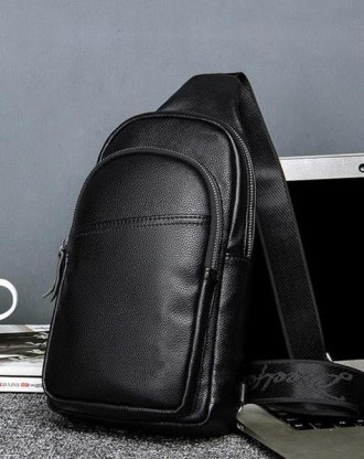
Мужской кожаный рюкзак-слинг на одно плечо TidinBag 7909 черный
Характеристики
. . фото 3