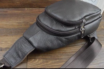 Ключница в подарок
 
Мужская сумка-слинг из натуральной кожи TIDING BAG A25F-70-. . фото 11