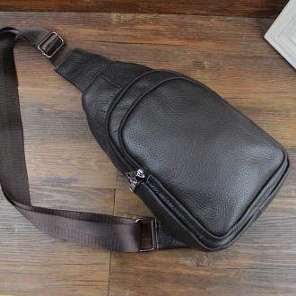 Ключница в подарок
 
Мужская сумка-слинг из натуральной кожи TIDING BAG A25F-70-. . фото 9