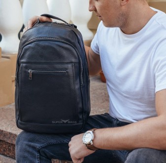 
Мужской кожаный рюкзак для ноутбука и поездок Tiding Bag B2-14657A черный
 
Хар. . фото 11