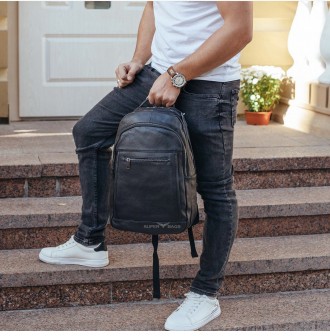 
Мужской кожаный рюкзак для ноутбука и поездок Tiding Bag B2-14657A черный
 
Хар. . фото 8