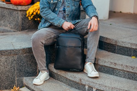 
Классический мужской рюкзак городской черный натуральная кожа Tiding Bag B72-57. . фото 11