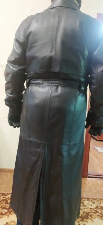 Плащ-пальто, кожаный, длинный, производство Корея, цвет - черный, с утепленной п. . фото 4