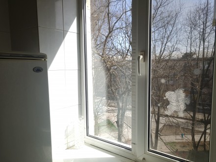 Оренда 1-квартири вул. Київська, автономним опаленням
Квартира розташована на 5. Житний рынок. фото 7