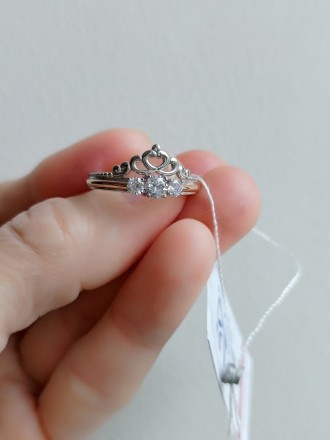 Предлагаю Вашему вниманию
изящное серебряное кольцо в форме короны 18 р-ра (сер. . фото 6