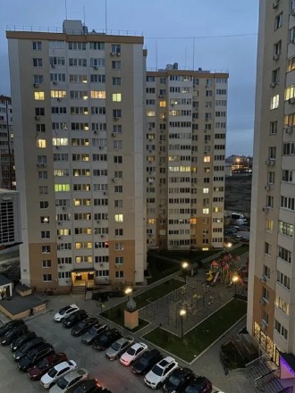 
 24893 Продам 3-х комнатную квартиру в ЖМ Радужный. Расположена на среднем этаж. Таирова. фото 20