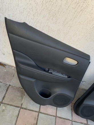 Обшивка дверей карта задняя правая левая кожа Nissan Leaf  SL 2018-  82901-5SA2B. . фото 3
