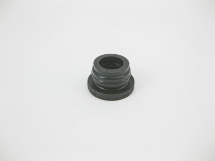 
Резиновая втулка бачка тормозной жидкостина главном тормозном цилиндреA00043115. . фото 3