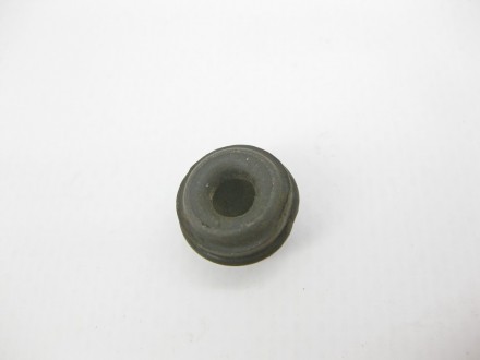 
Резиновый защитный колпачок сапуна тормозного суппортаA0004210887 Применяется:M. . фото 4
