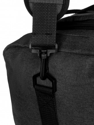 
Вместительная и очень прочная дорожная сумка(49*24*23см)в спортивном стиле. Про. . фото 6