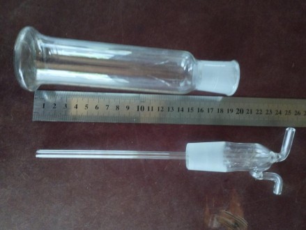 
Склянка Дресселя використовується для очищення й осушення газів, а також для ви. . фото 3