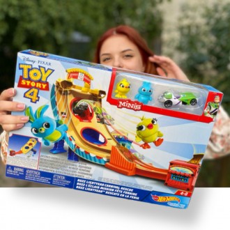 Игровой набор Hot Wheels История игрушек 4 Disney Pixar Toy Story Buzz
 
Любимый. . фото 2