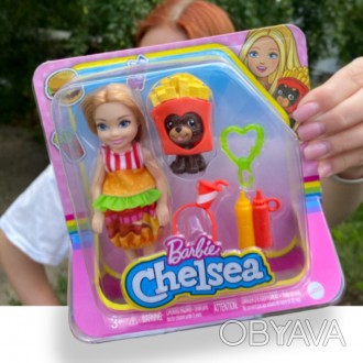 Лялька Барбі Челсі в костюмі Бургера Barbie Club Chelsea Dress-Up Doll in Burger. . фото 1