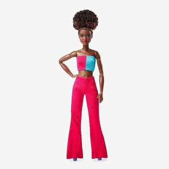 Лялька Барбі колекційна Темнокожа в костюмі Колор-блок Barbie Signature Looks Do. . фото 3
