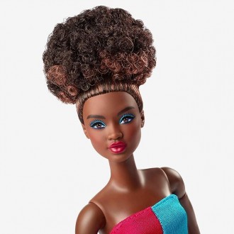 Лялька Барбі колекційна Темнокожа в костюмі Колор-блок Barbie Signature Looks Do. . фото 6