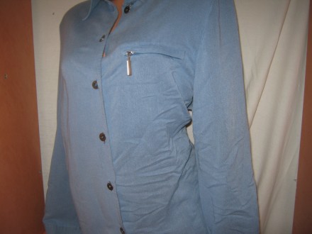  Женская рубашка б/у с длинным рукавом (манжет снизу застегивается на металличес. . фото 5
