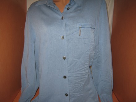  Женская рубашка б/у с длинным рукавом (манжет снизу застегивается на металличес. . фото 2