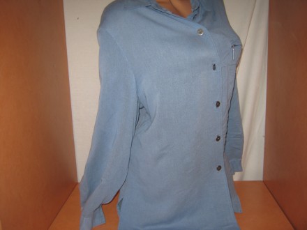  Женская рубашка б/у с длинным рукавом (манжет снизу застегивается на металличес. . фото 6