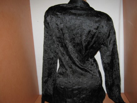  Женская рубашка б/у с длинным рукавом, заканчивающийся манжетом на 2-х пуговках. . фото 5