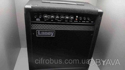 Laney RB2 — басовий комбопідсилювач, виготовлений у закритому боксі з оздоблення. . фото 1